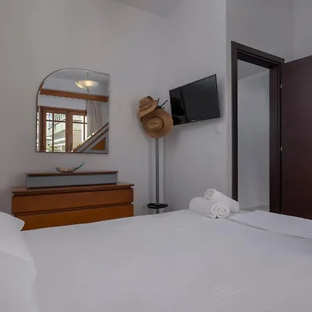 Efi's House Apartment *